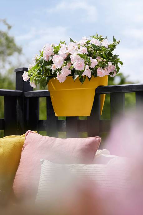 vibia campana flower bridge 40cm jaune miel